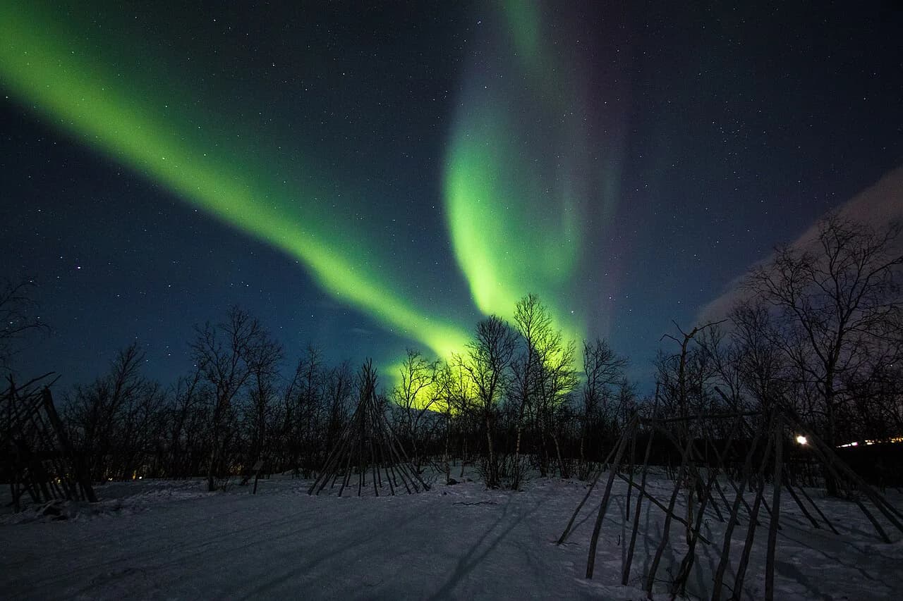 Ice Fishing in Abisko: Tours, Season and What's Included