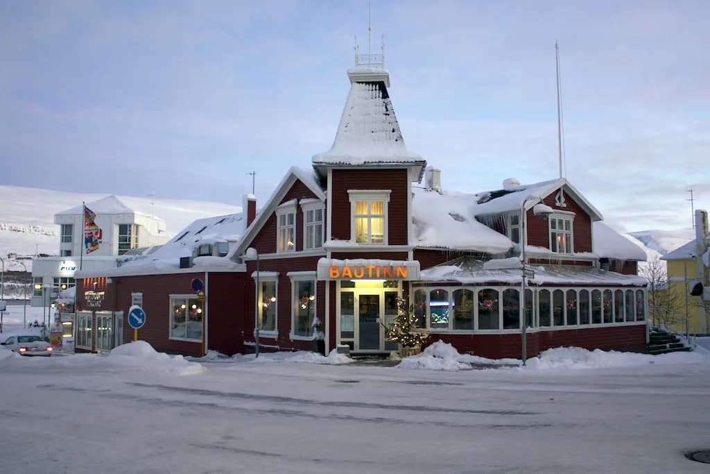 Akureyri in Winter: What to Book for Snow and Lights