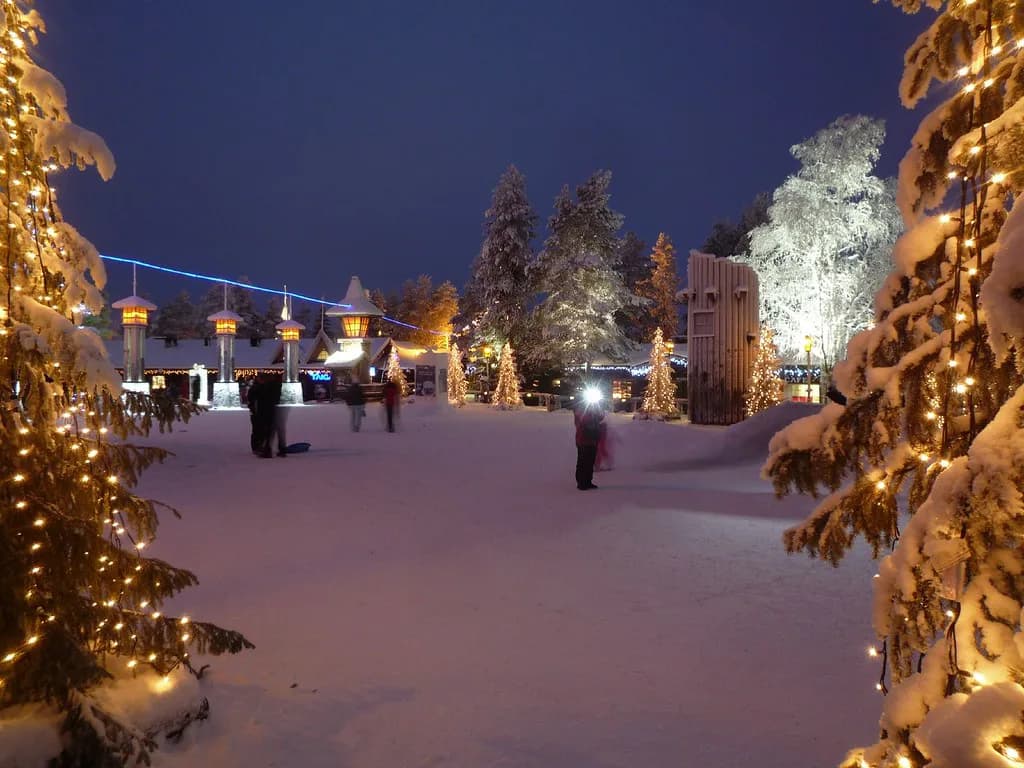 Christmas in Finnish Lapland: Where to Stay and What to Book