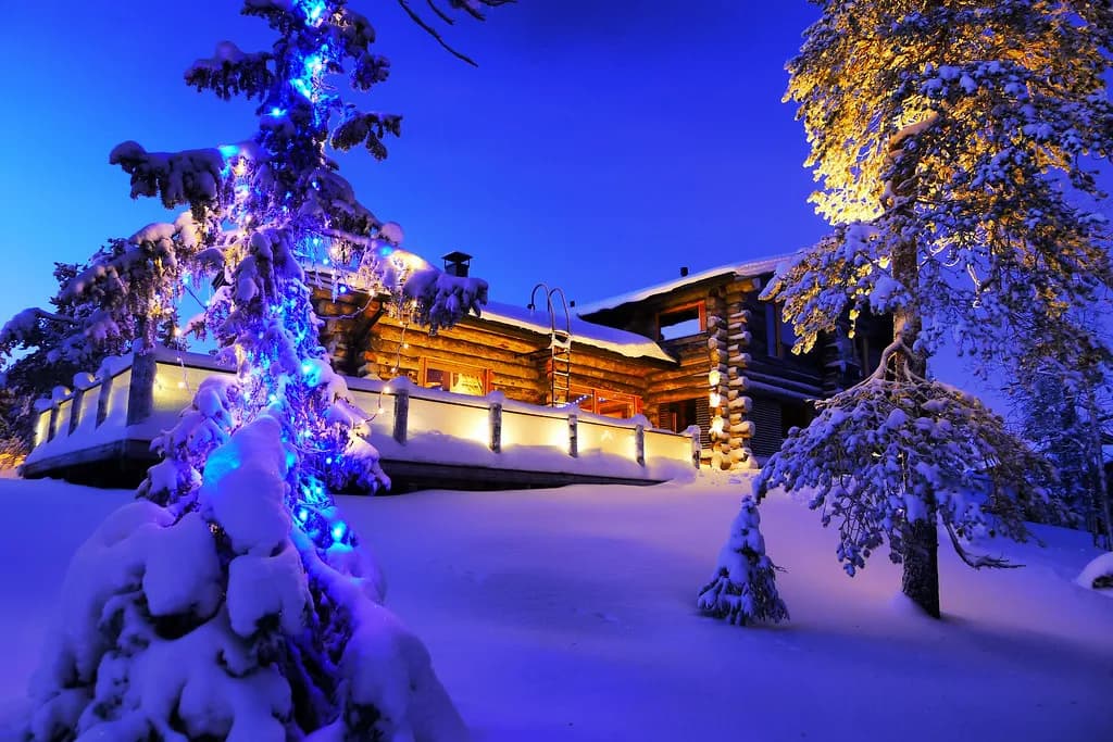 Ice Hotels in Finnish Lapland: Which Stay to Choose