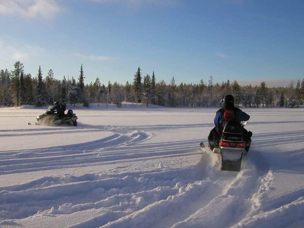 Finnish Lapland Snowmobile Safaris: Routes, Rules and Tours