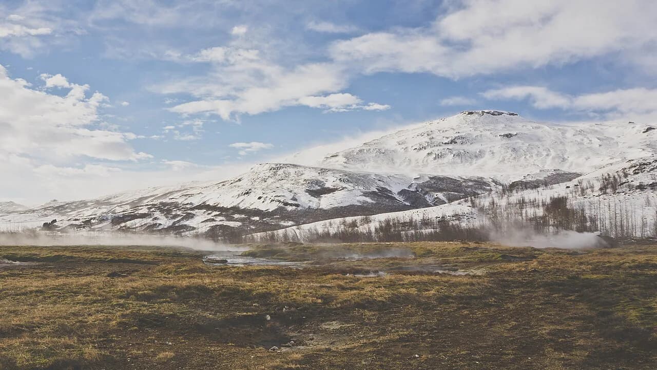 Golden Circle in Winter: What to Decide for Iceland