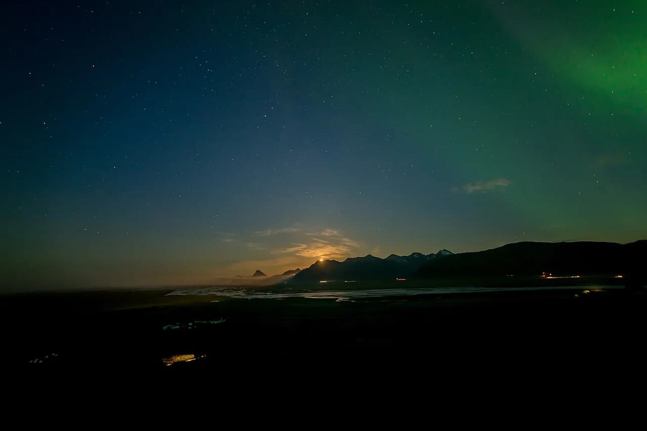 Glass Igloos in Iceland: Aurora Stays and What They Deliver