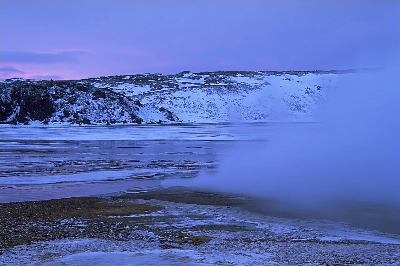 Iceland Hot Springs & Northern Lights: Where to Soak