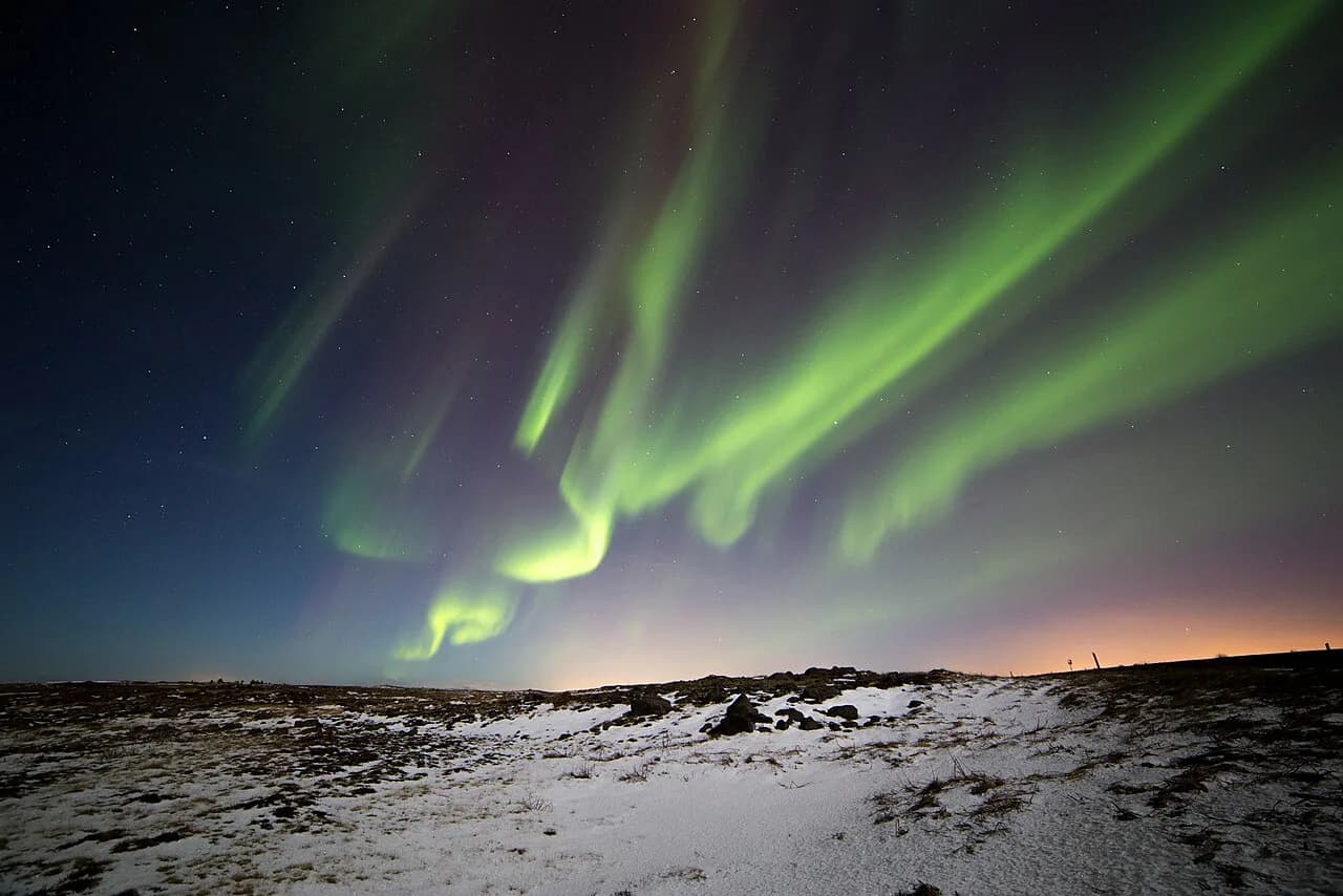 Iceland in February: Daylight, Weather and Northern Lights