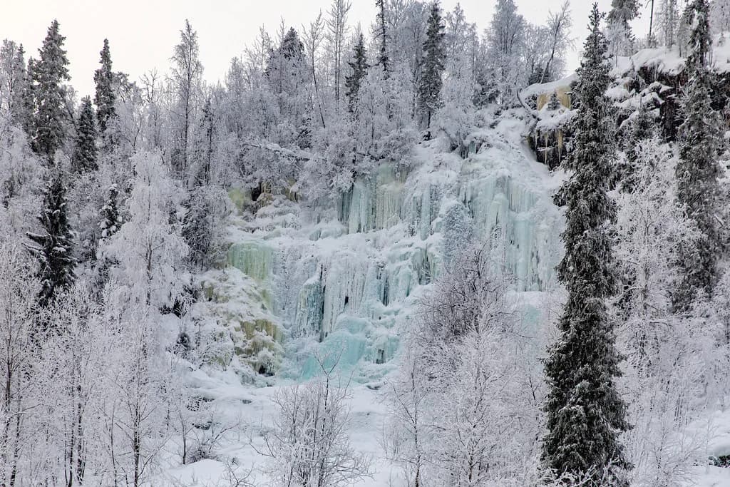 Lapland on a Budget: Where the Money Goes and How to Cut It
