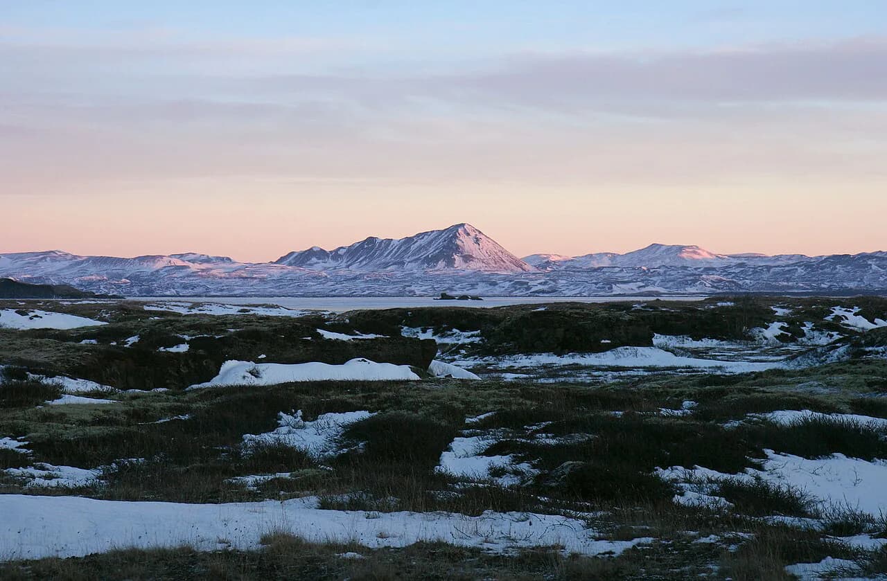 Mývatn Aurora Forecast: How to Read Kp, Bz and Cloud Cover