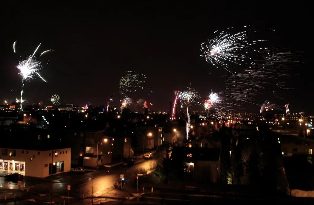 New Year's Eve in Reykjavík: Bonfires, Fireworks and Aurora Nights