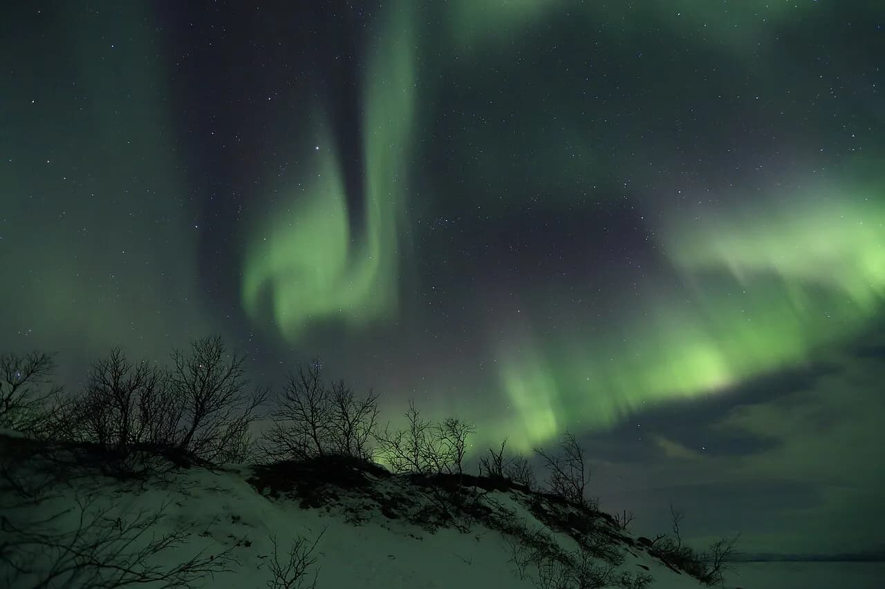Northern Lights in October: Where to Go and What to Expect