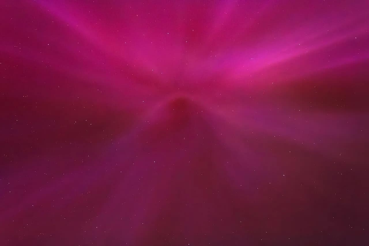 Northern Lights in September: Why the Equinox Weeks Deliver