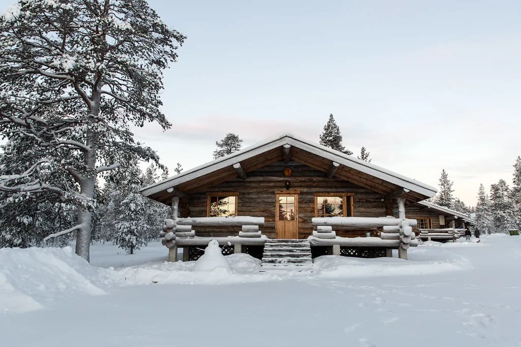 Saariselkä Sauna Guide: Cabins, Igloos & Etiquette