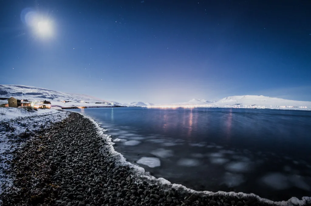 Icy Moon, Akureyri