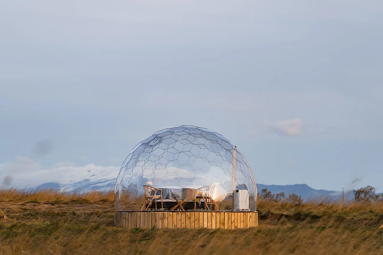 Aurora-Igloo-Hella-Iceland