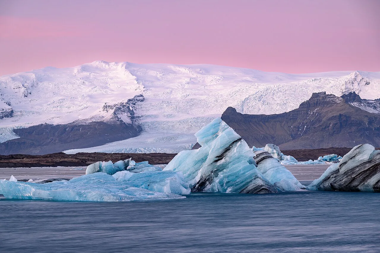 Pointed Iceberg Before Sunrise - Iceland, Jökulsárlón