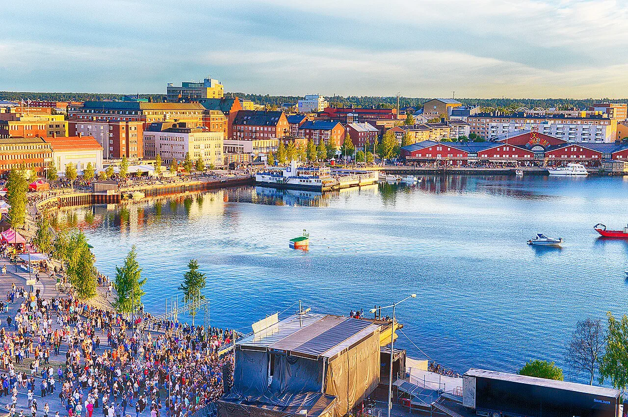 Lulea-city-festival-water